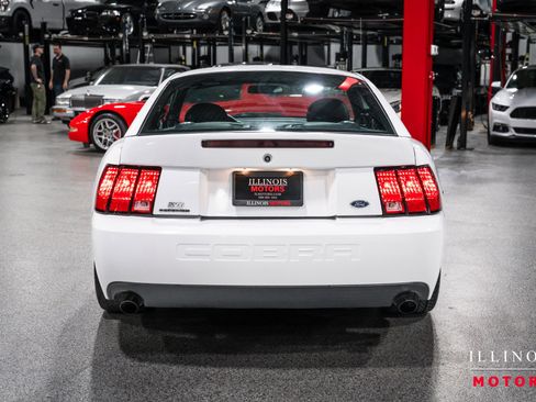 Used 2003 Ford Mustang Cobra image 4