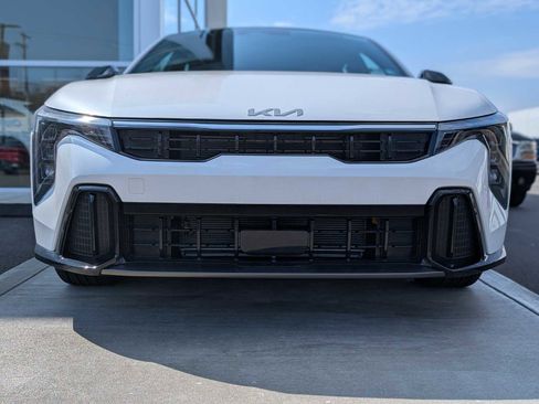New 2026 Kia K4 GT-Line FWD image 2
