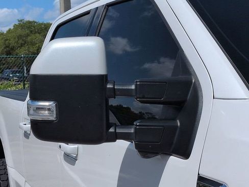 Used 2019 Ford F250 Lariat w/ Lariat Ultimate Package image 12