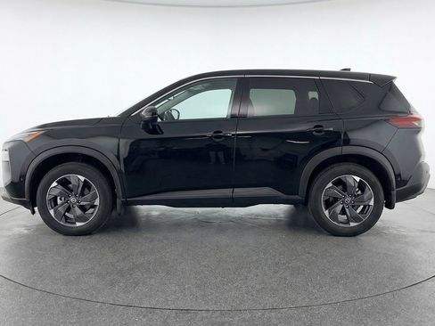 Used 2025 Nissan Rogue SV AWD/4WD image 5