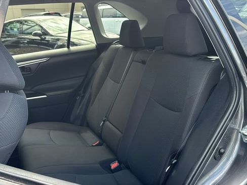 Used 2021 Toyota RAV4 LE AWD/4WD image 26