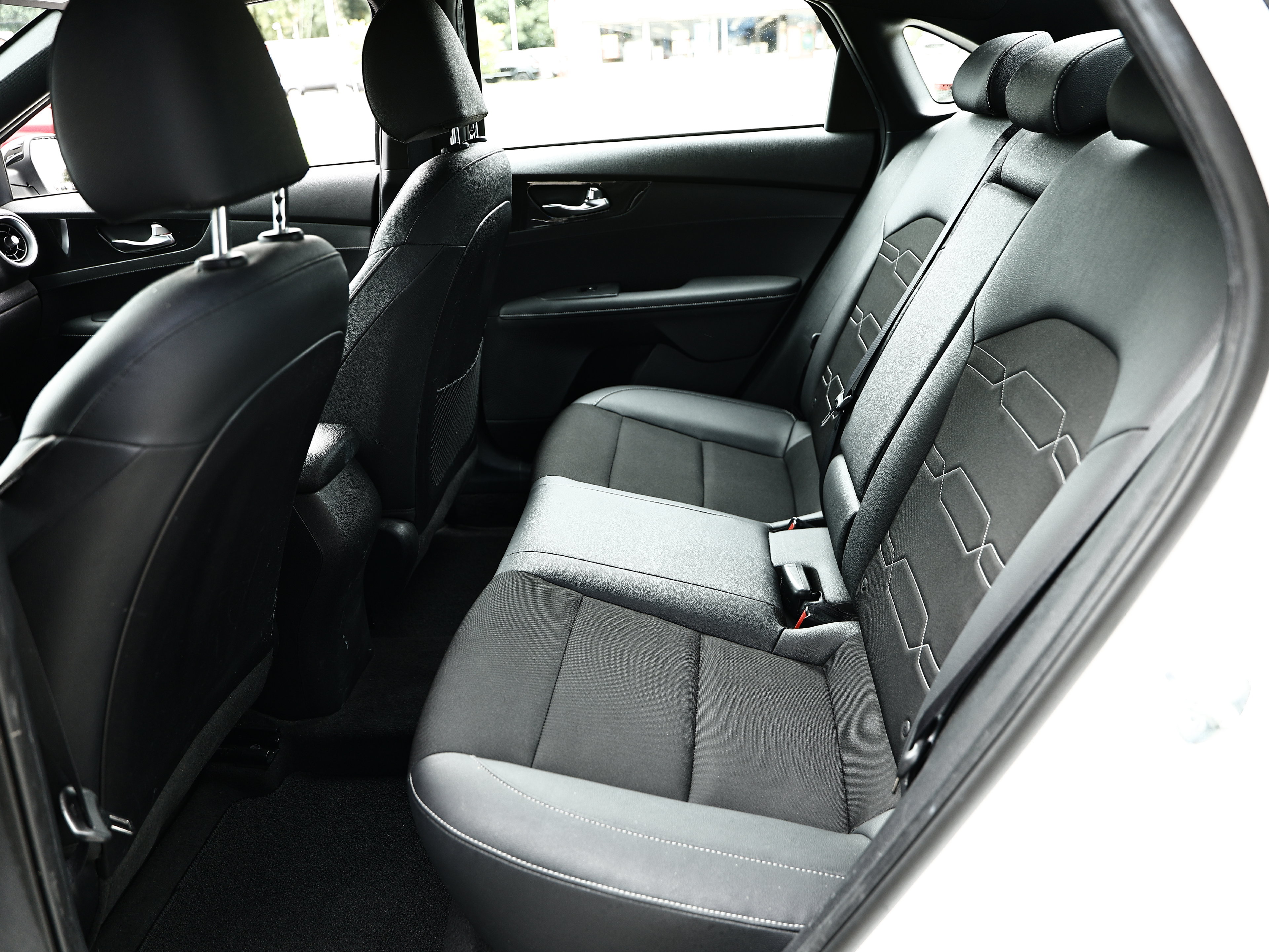 Used 2023 Kia Forte GT-Line w/ GT-Line Premium Package FWD image 25