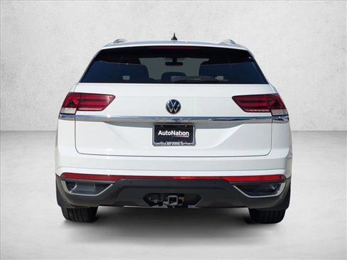 Used 2022 Volkswagen Atlas Cross Sport SE image 7