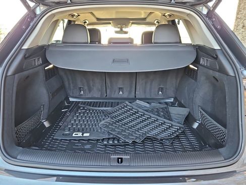 Used 2022 Audi Q5 2.0T Premium w/ Convenience Package image 17