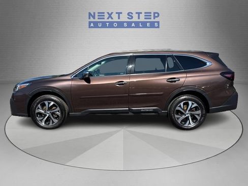 Used 2021 Subaru Outback Touring XT AWD/4WD image 4