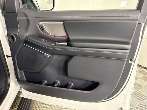 Used 2025 Ford Expedition Max Platinum w/ Driver's Package image 16