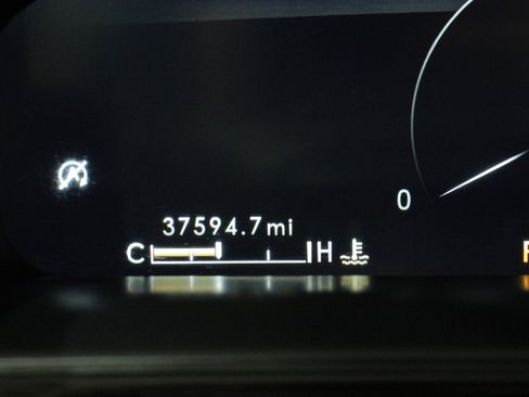 Used 2022 Lincoln Nautilus Reserve image 14