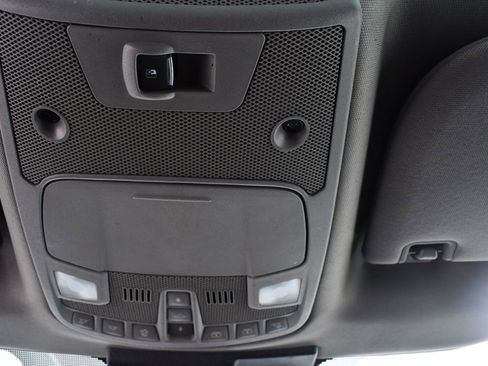 Used 2018 Ford F150 Lariat w/ Equipment Group 502A Luxury image 35