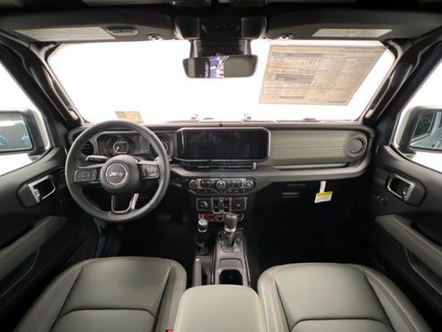 New 2026 Jeep Gladiator Mojave AWD/4WD image 9