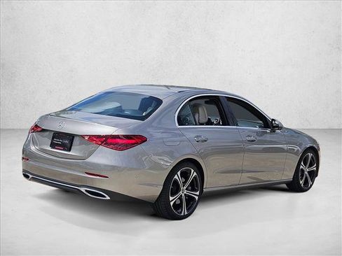 Used 2023 Mercedes-Benz C 300 Sedan image 5