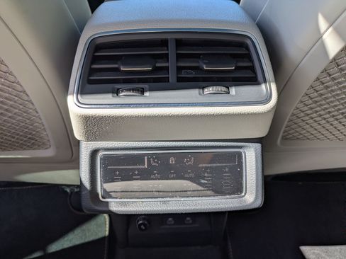 Used 2024 Audi Q8 e-tron Prestige AWD/4WD image 29