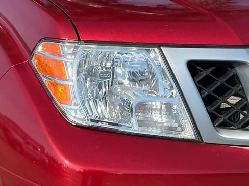 Used 2021 Nissan Frontier PRO-4X w/ Pro-4x Utility Package image 32