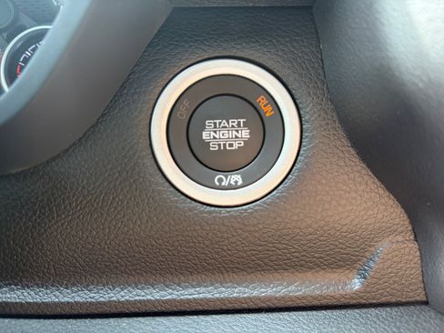 New 2026 RAM 2500 Big Horn AWD/4WD image 21
