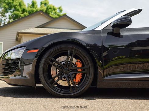 Used 2011 Audi R8 V8 AWD/4WD image 4