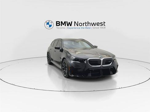 Used 2025 BMW M5 Touring AWD/4WD image 7