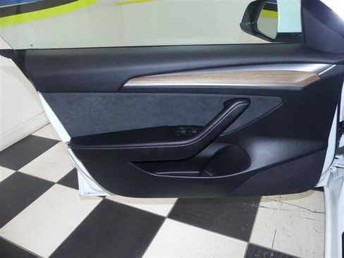 Used 2023 Tesla Model 3 Standard Range RWD image 22