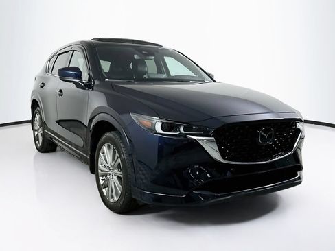 Used 2023 MAZDA CX-5 Signature AWD/4WD image 2