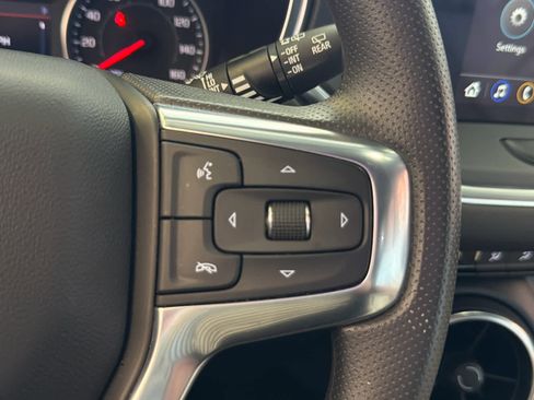 Used 2025 Chevrolet Blazer LT FWD image 35