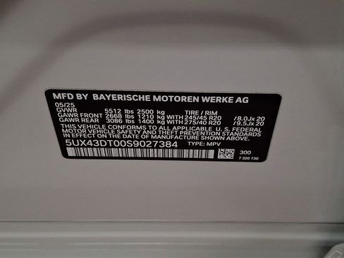 Used 2025 BMW X4 M40i image 24