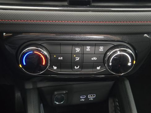 New 2026 Chevrolet TrailBlazer RS w/ Driver Confidence Package FWD image 20