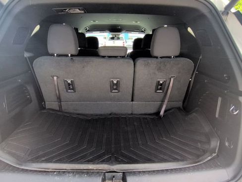 Used 2025 Chevrolet Traverse LT w/ Midnight/Sport Edition AWD/4WD image 28
