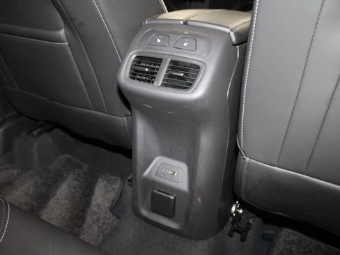 Used 2024 Buick Envision Avenir image 35