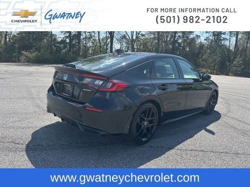 Used 2022 Honda Civic Sport image 5