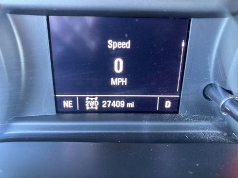 Used 2024 Chevrolet Silverado 2500 Custom w/ Custom Value Package image 19