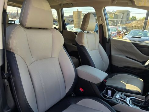 Used 2019 Subaru Forester Limited AWD/4WD image 11