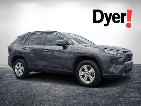 Used 2021 Toyota RAV4 XLE FWD image 1