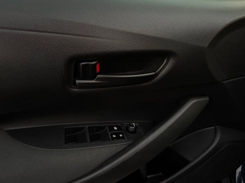 Used 2023 Toyota Corolla LE image 35