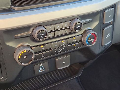 Used 2023 Ford F250 XLT image 27