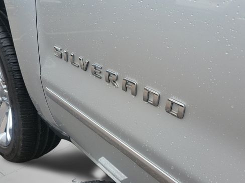 Used 2017 Chevrolet Silverado 1500 LTZ Z71 AWD/4WD image 28