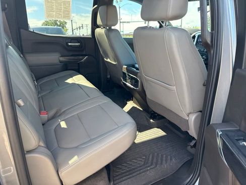 Used 2020 Chevrolet Silverado 1500 LTZ AWD/4WD image 39