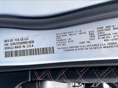 Used 2022 Jeep Grand Cherokee Summit AWD/4WD image 21