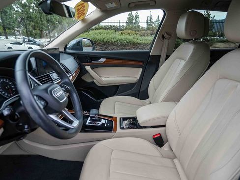 Used 2021 Audi Q5 2.0T Premium w/ Convenience Package AWD/4WD image 22