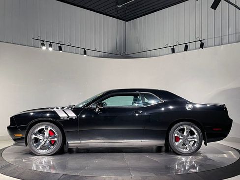 Used 2012 Dodge Challenger R/T Plus RWD image 10