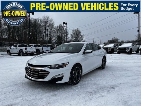 Used 2022 Chevrolet Malibu LT image 1