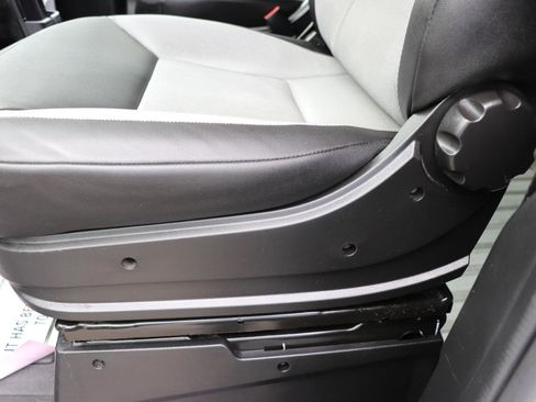 Used 2025 RAM ProMaster 2500 w/ Convenience Group image 42