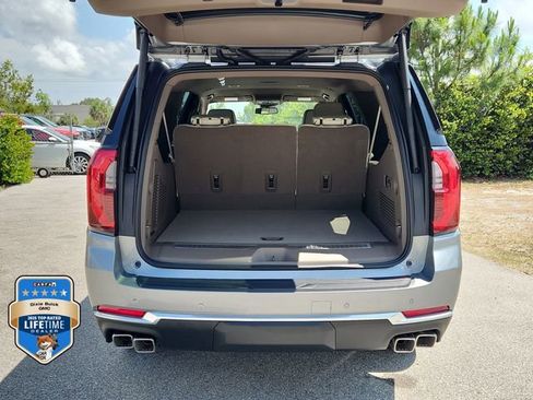 New 2026 GMC Yukon XL Denali AWD/4WD image 5