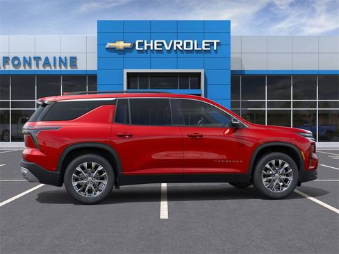 New 2026 Chevrolet Traverse LT w/ Sun and Wheel Package image 5