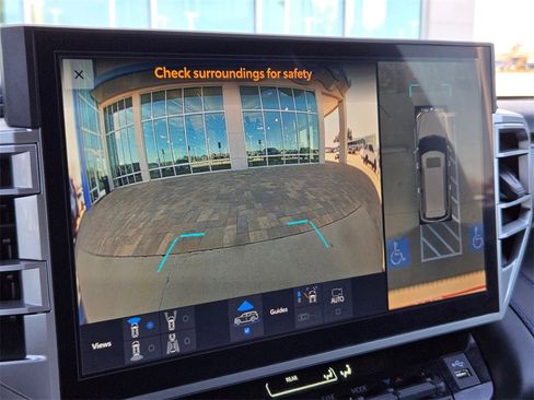 Used 2025 Toyota Sequoia Platinum image 35