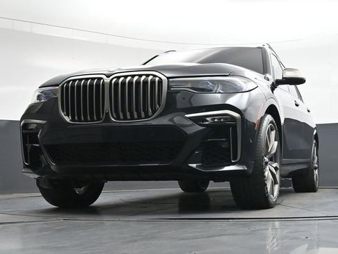 Used 2020 BMW X7 M50i w/ Dynamic Handling Package AWD/4WD image 34