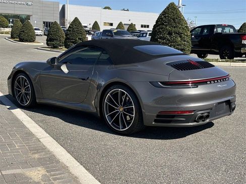 Used 2020 Porsche 911 Carrera image 3