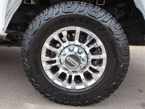 Used 2020 Ford F350 XLT w/ XLT Premium Package AWD/4WD image 41