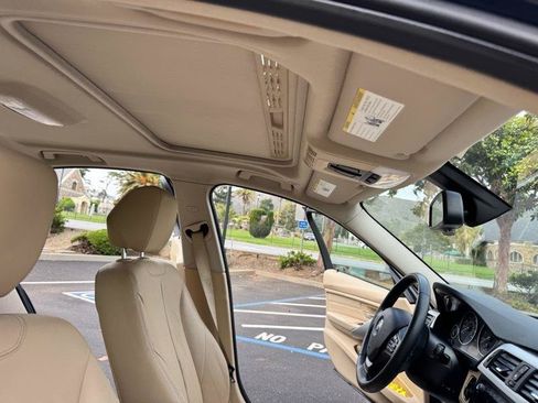 Used 2012 BMW 328i Sedan RWD image 40