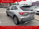 Used 2021 Ford Escape Titanium image 3