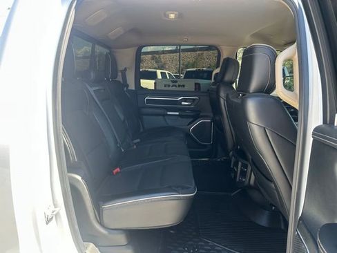 Used 2019 RAM 1500 Laramie AWD/4WD image 18