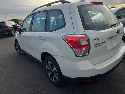 Used 2017 Subaru Forester 2.5i w/ Alloy Wheel Package AWD/4WD image 2