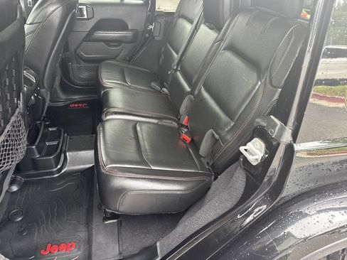 Used 2020 Jeep Wrangler Unlimited Rubicon AWD/4WD image 23